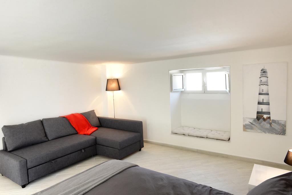 B&B Sparano Luxury Suites Bari Szoba fotó